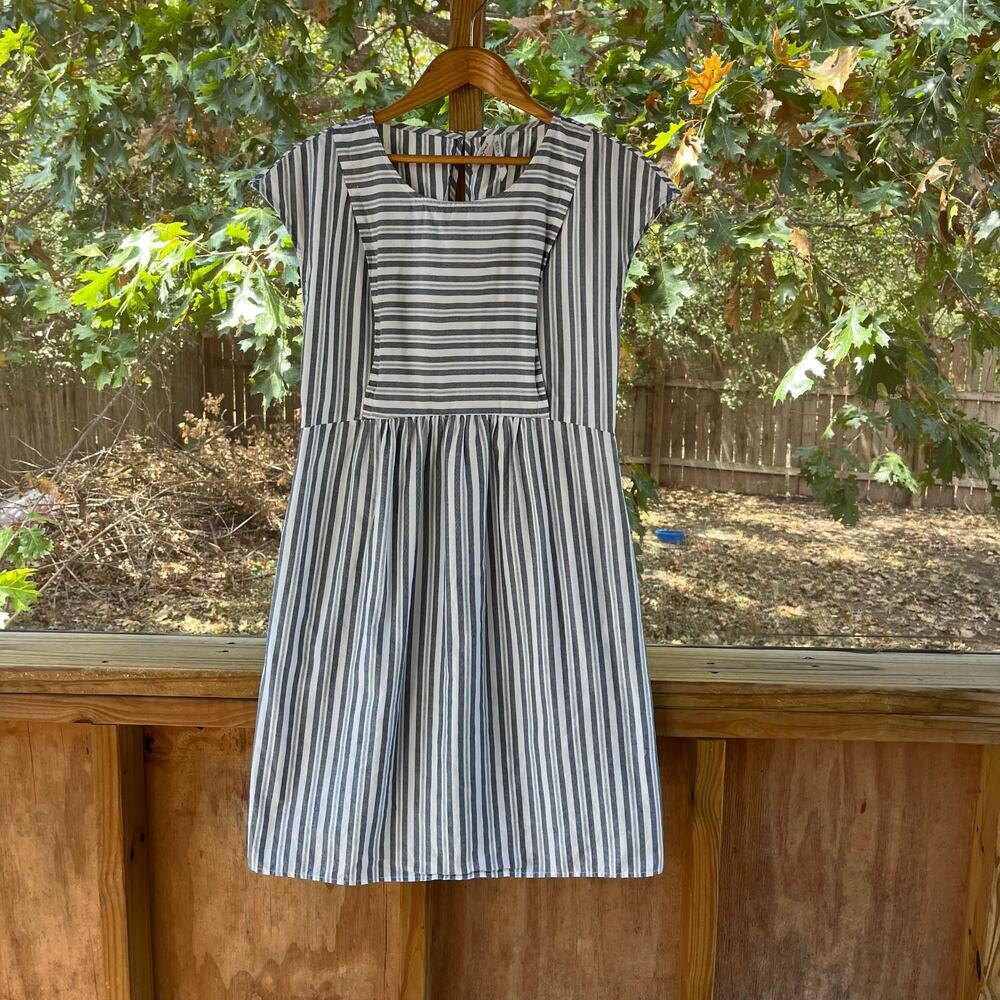 Serafine Women's Grey & White Striped Nursing Dress Size 6